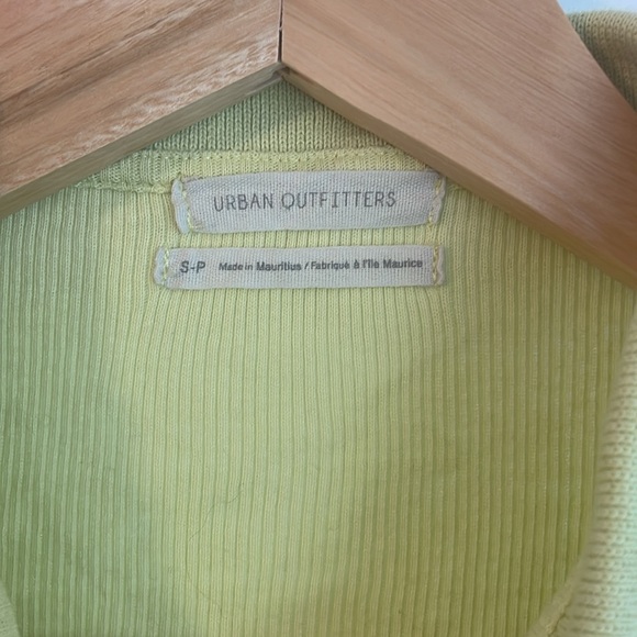 Chartreuse Cropped Long Sleeve - Picture 2 of 2